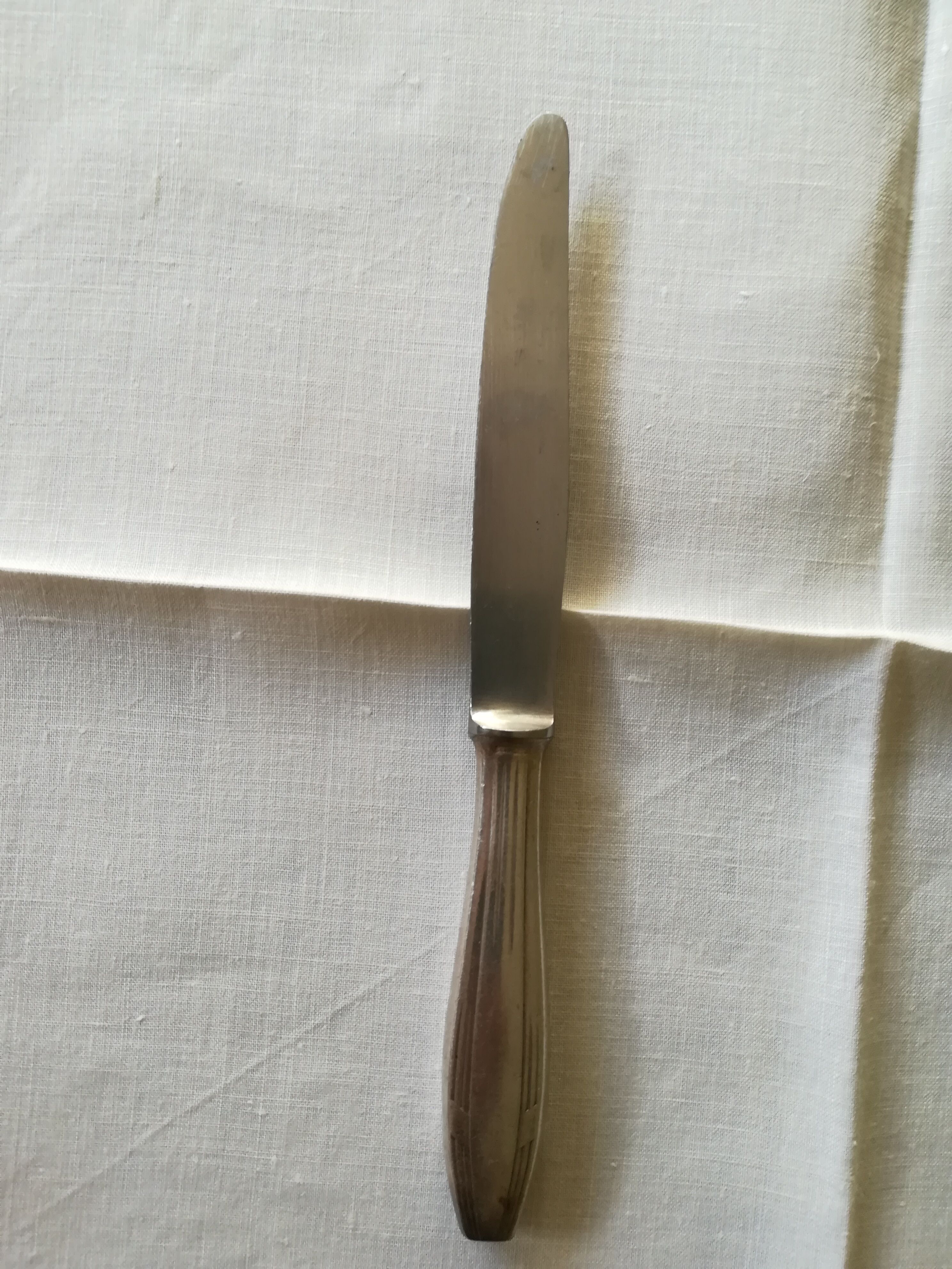 8 vintage Christofle knives in silver metal