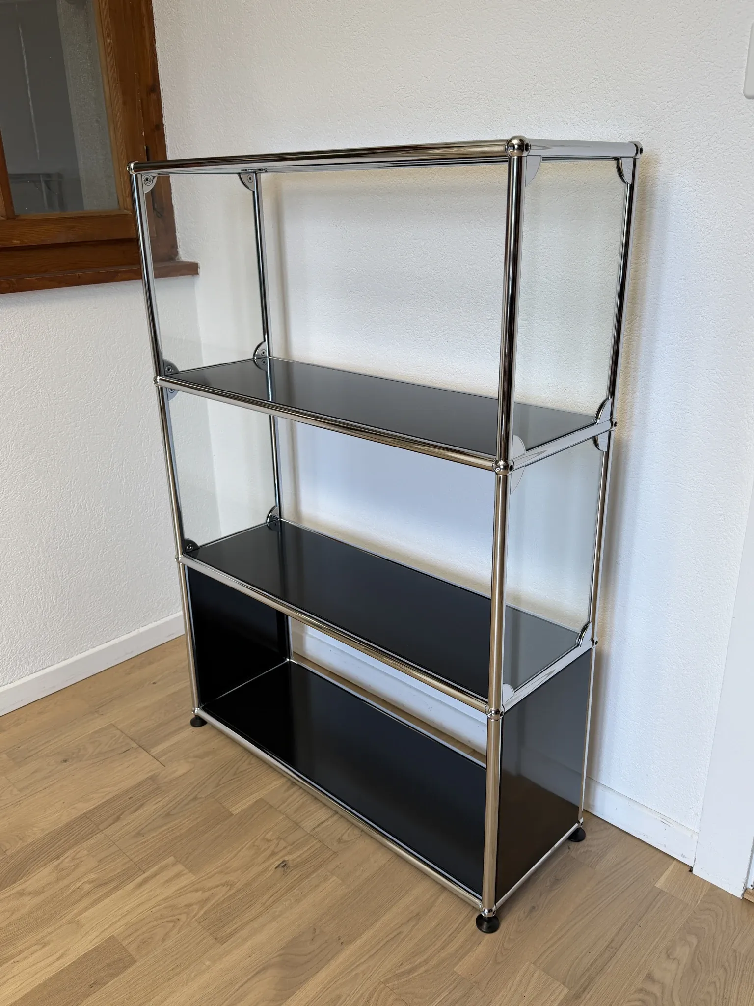 USM Haller shelf in Graphite Black