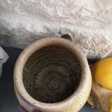 Olive pot in sandstone