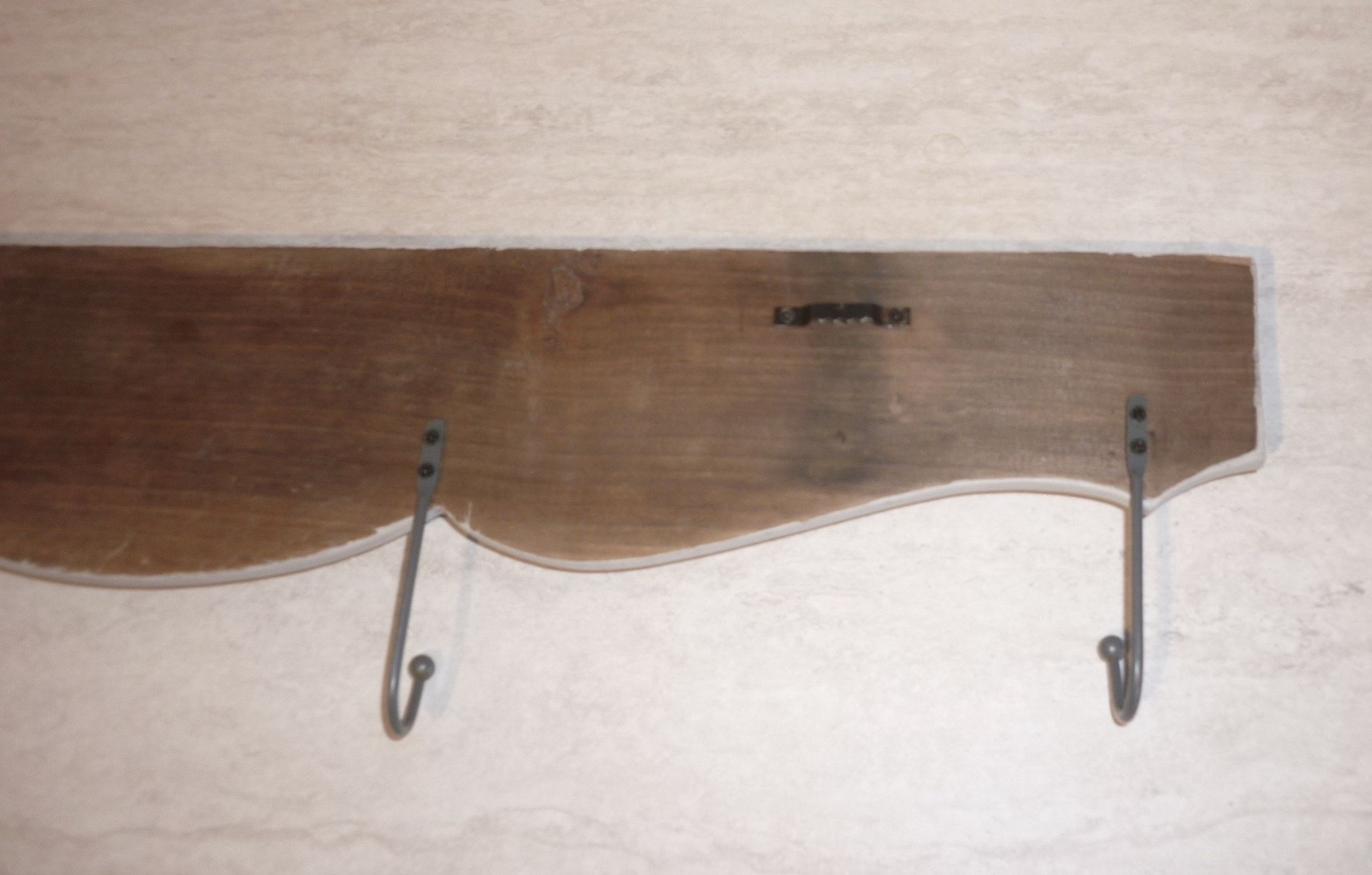 Porte manteaux en bois 4 patères fleurs gris