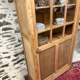 Vitrine parisienne ancienne décapée