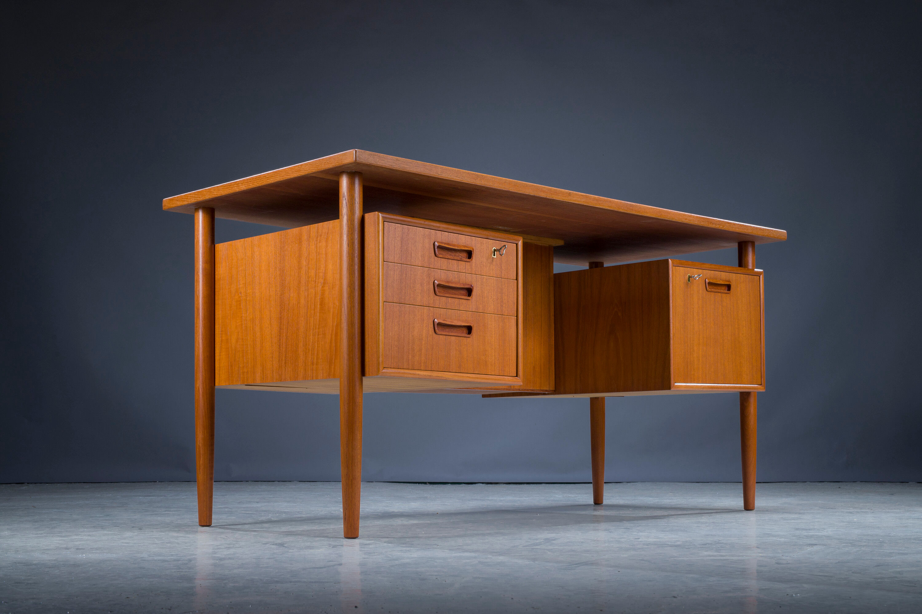 Mid-century Danish teak desk by HP Hansen, 1960s