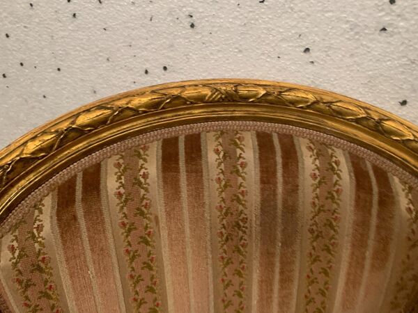 Bergère de style louis xvi en bois doré xx siècle
