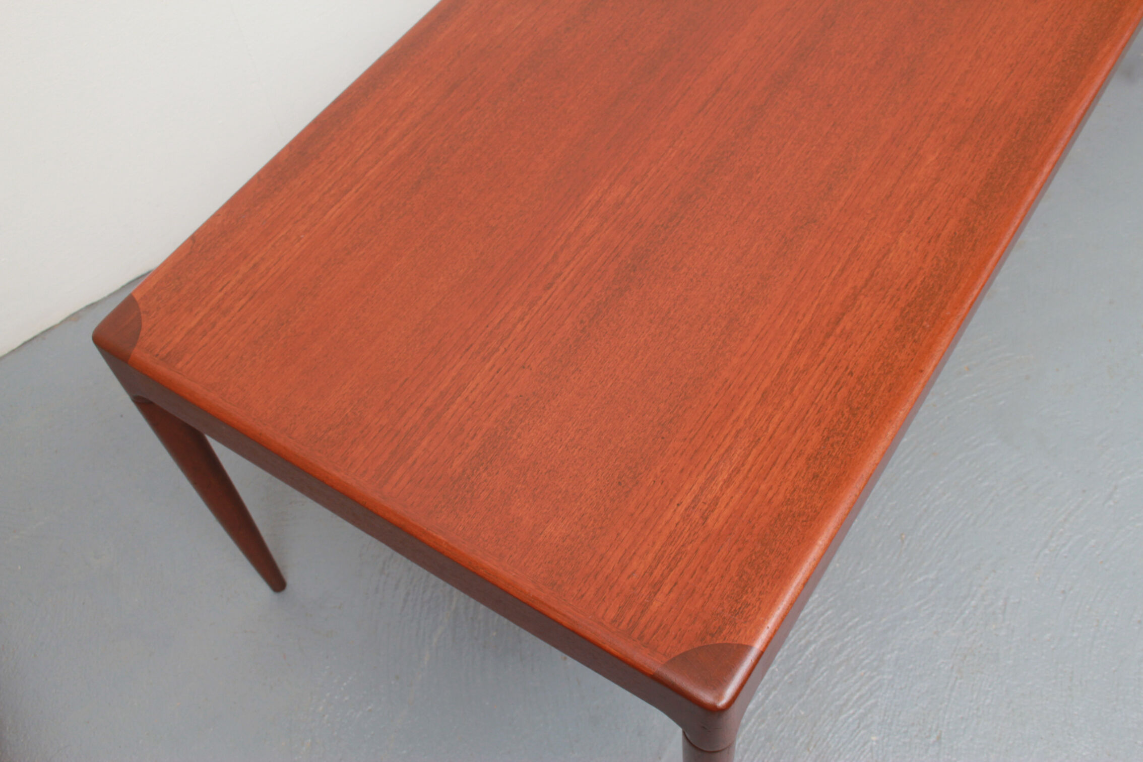 1960s classic coffeetable in teak