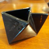 Geometric teapot 80s