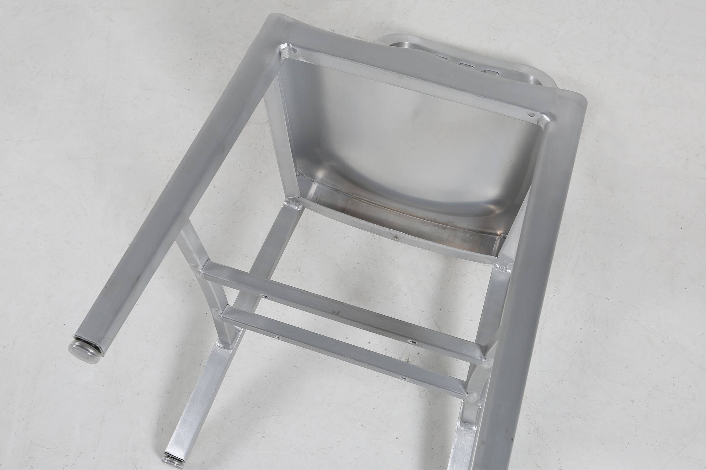 Vintage aluminium Emeco Navy chair in good condition