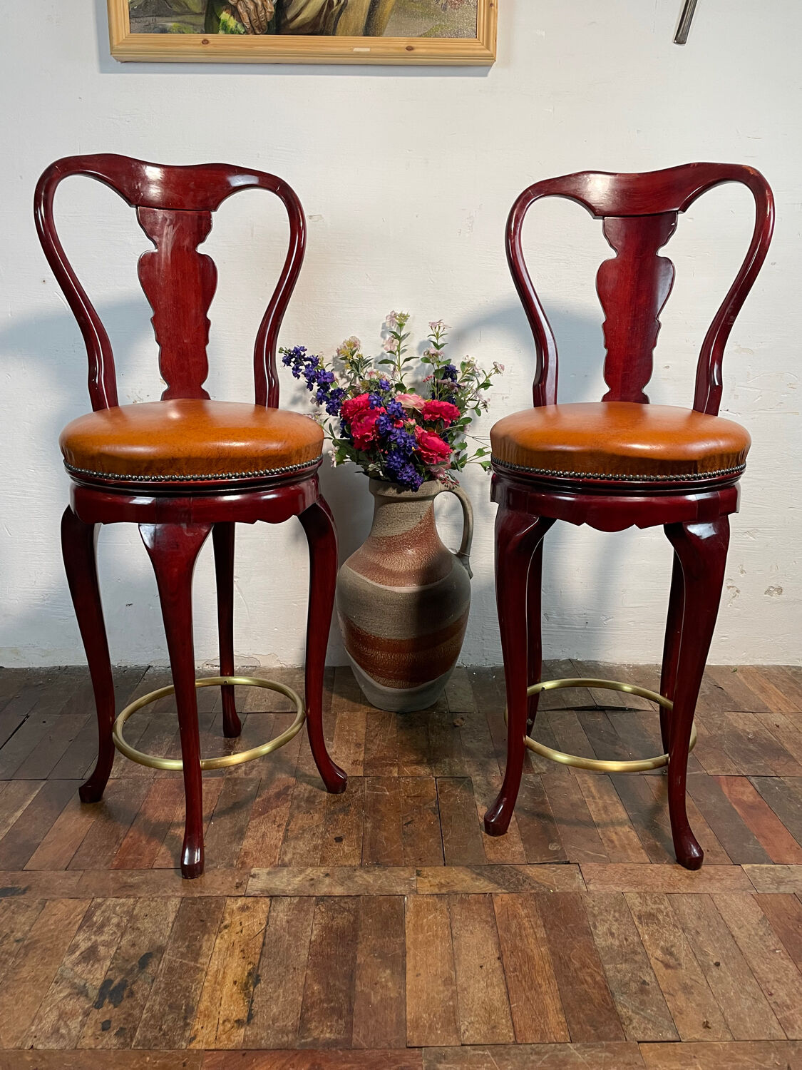 Vintage Art Decó style swivel bar stools