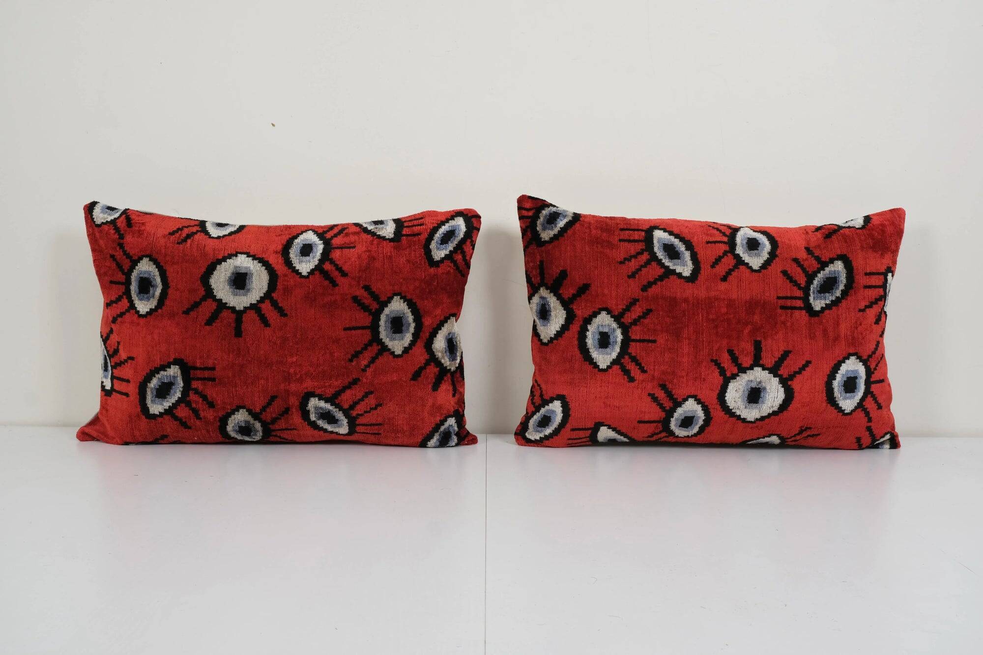 Set of 2 vintage ikat cushion covers 61x41 cm