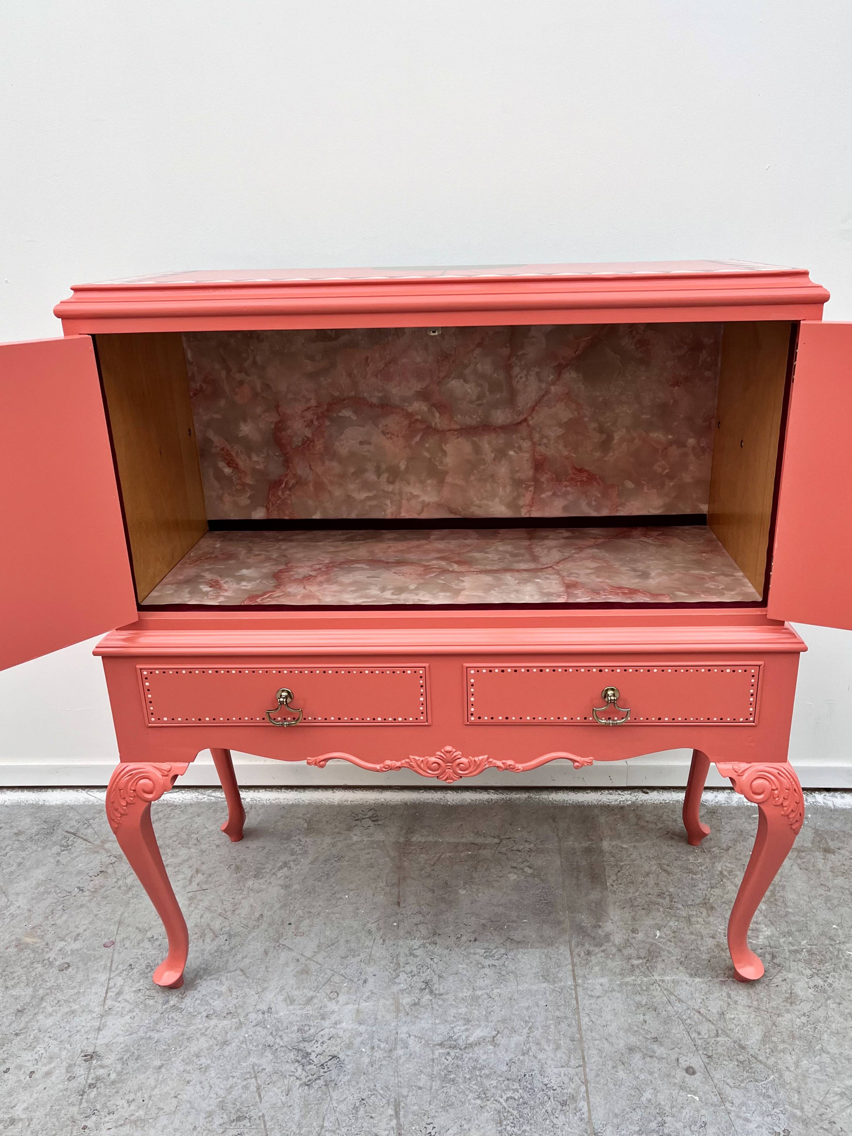 Sunny Side Up – Cabinet vintage peint à la main