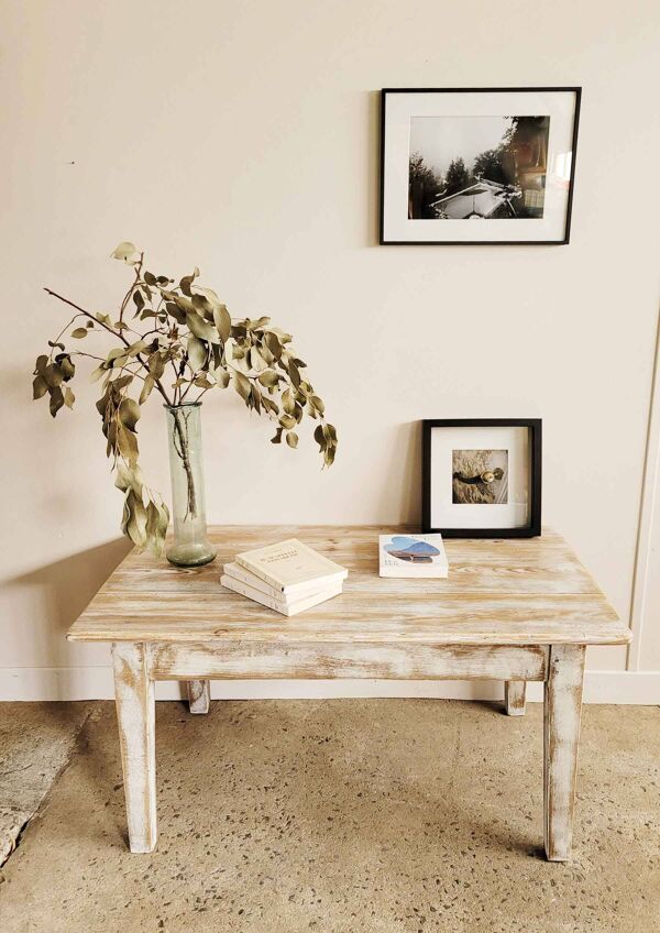 Table basse patinée