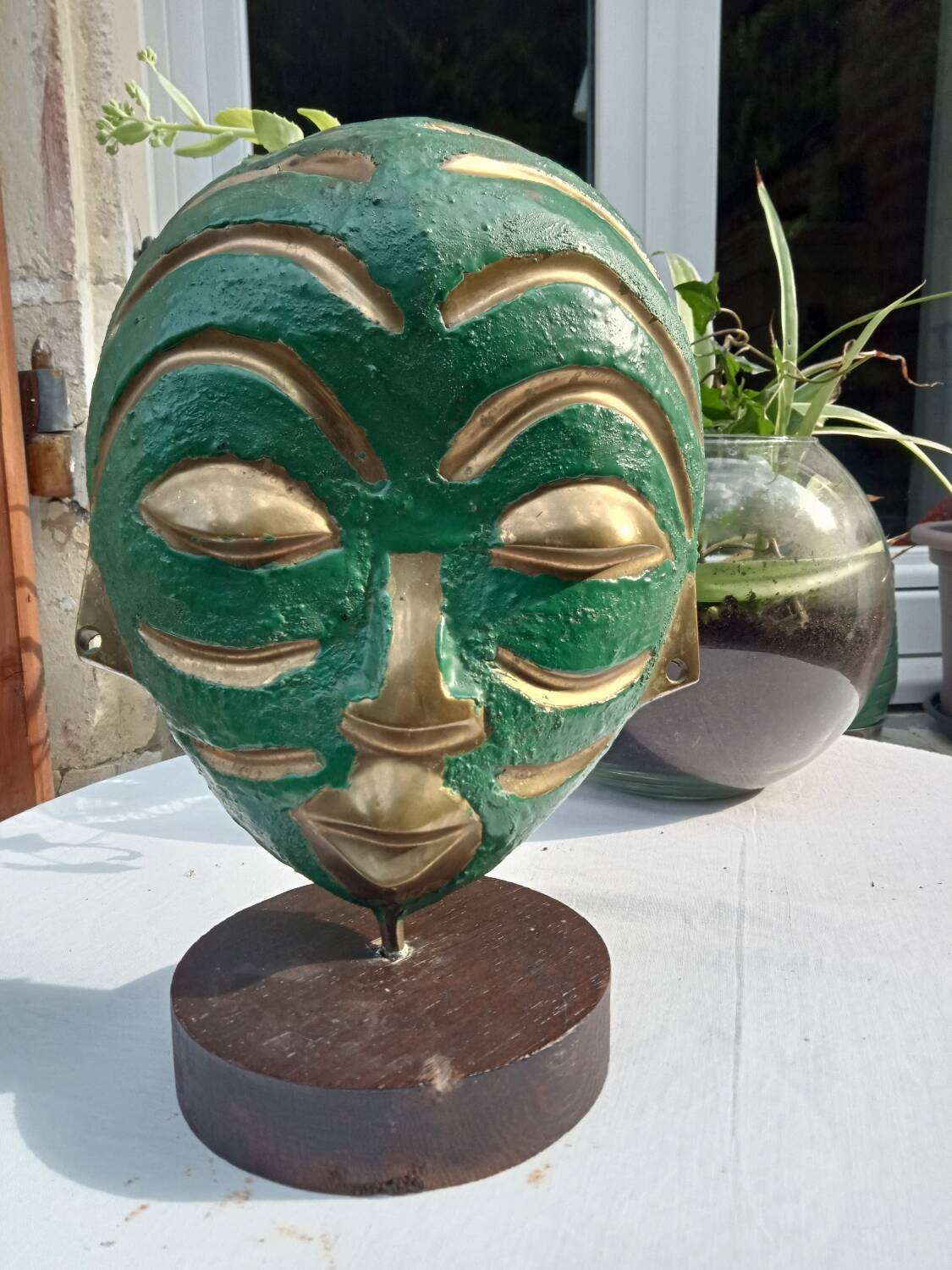 African bronze mask