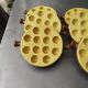 Porcelain snail pans