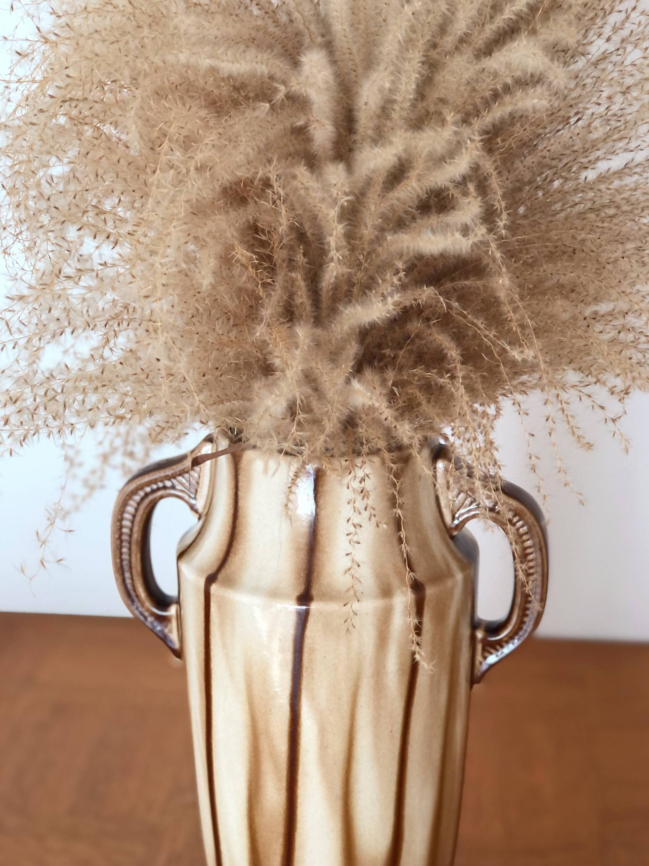 Art Deco slip vase, signed Louis Gueule