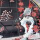 Table basse ronde décor japonisant oiseau fleurs
