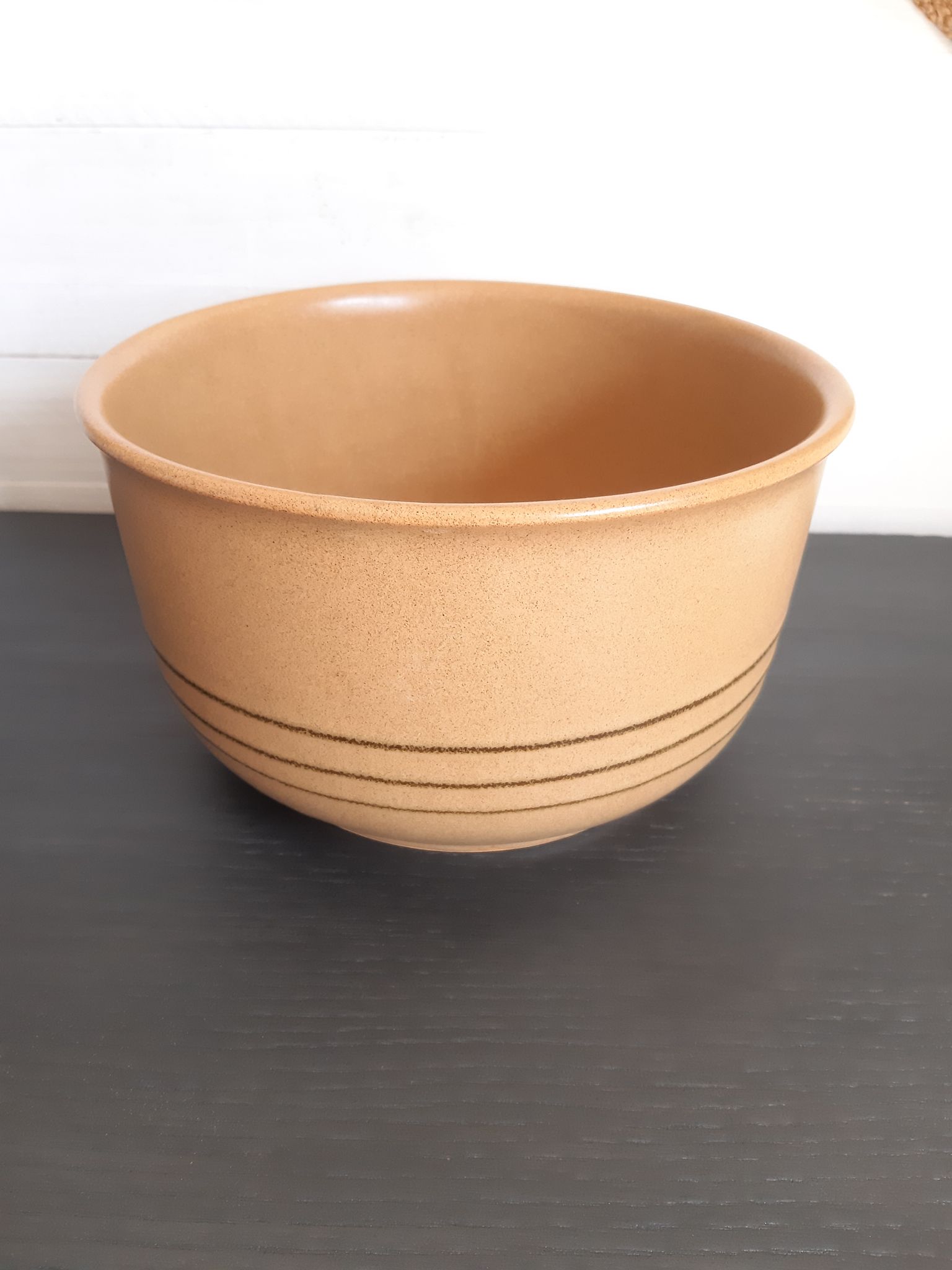 Stoneware salad bowl