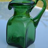 Pichet artisanal en verre vert d'Espagne