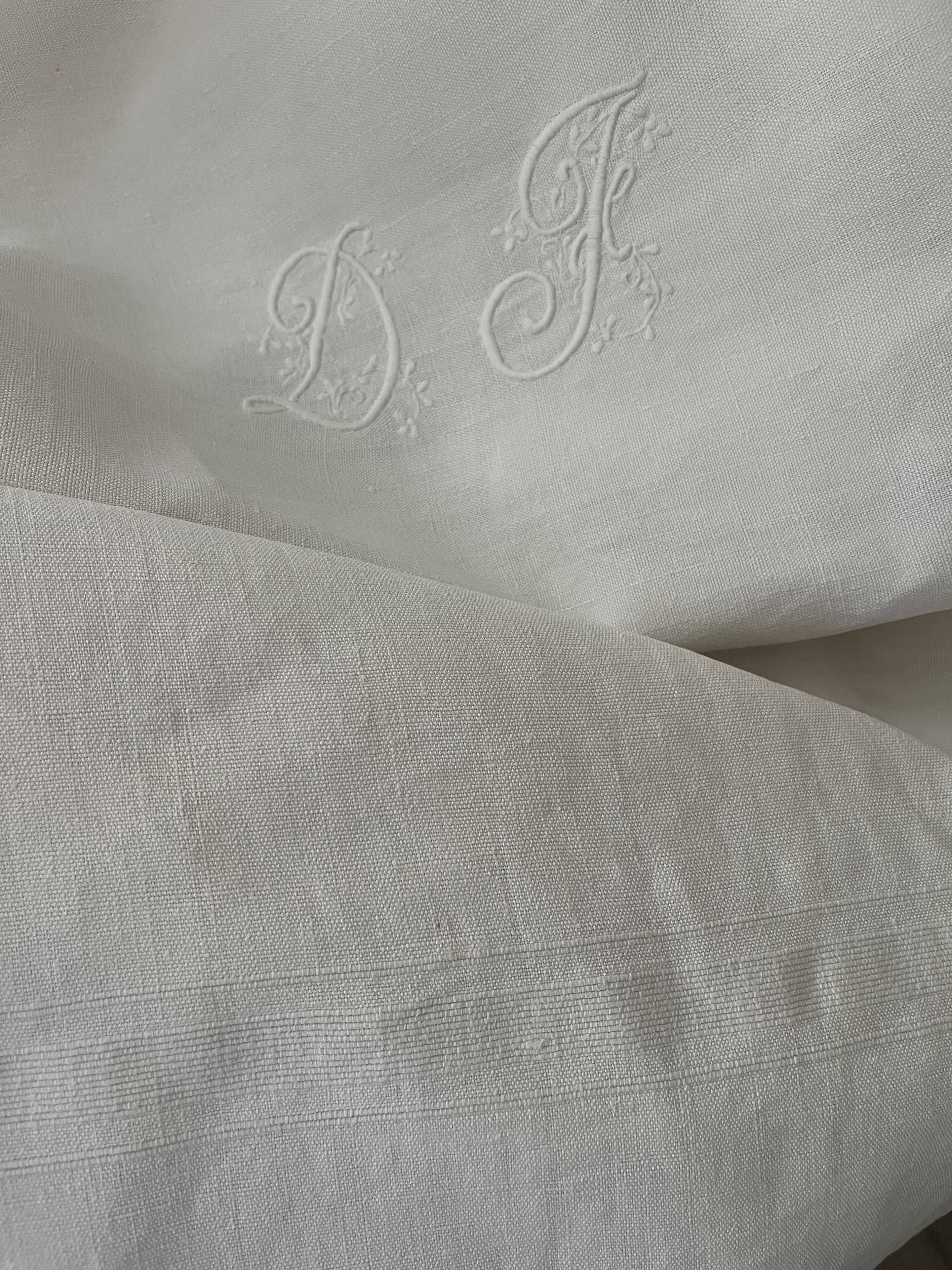 Nappe de vigneron, monogramme DF
