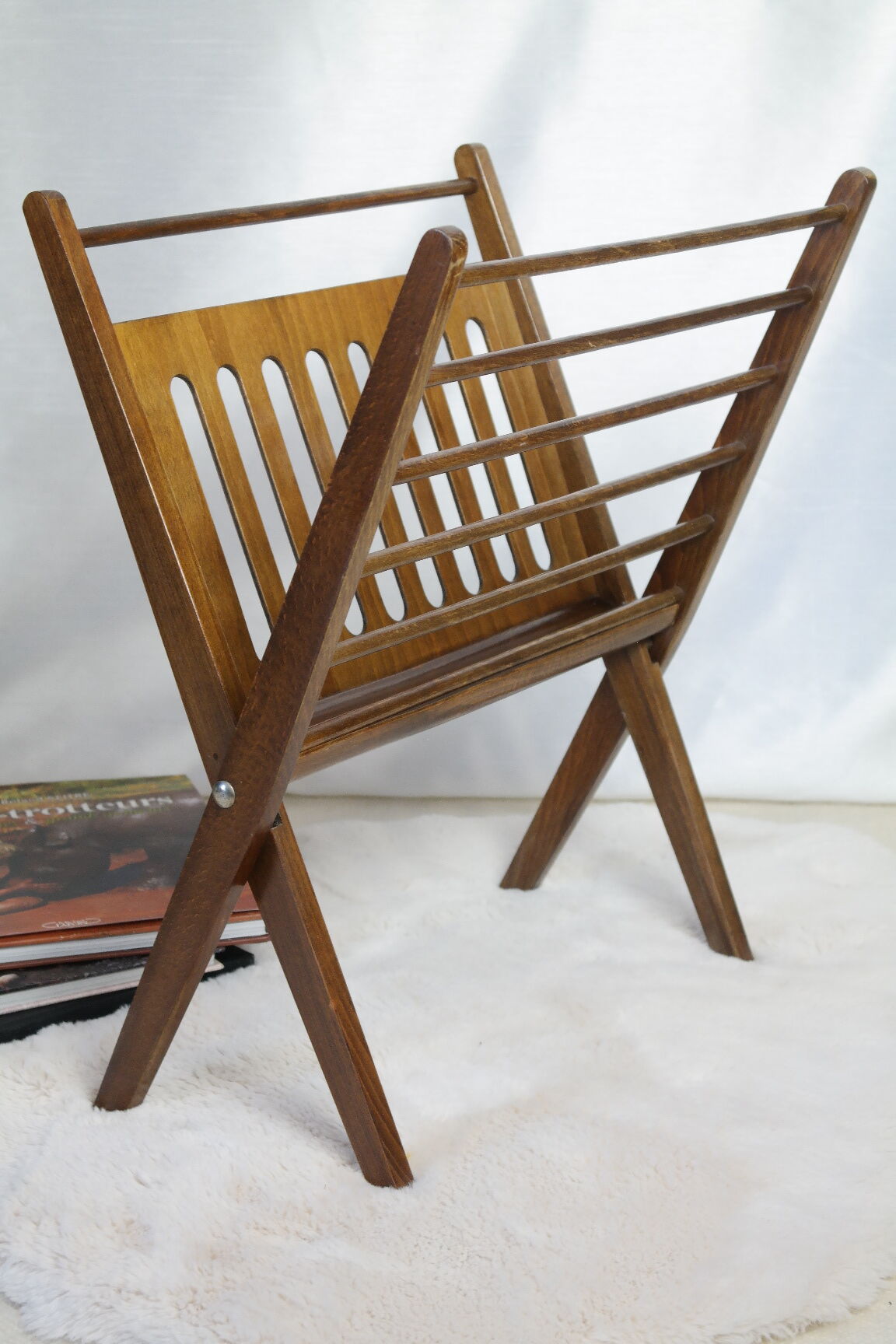 Scandinavian Folding Magazine Holder Designer Cees Braakman for Pastoe
