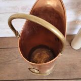 Ancien seau à charbon en cuivre