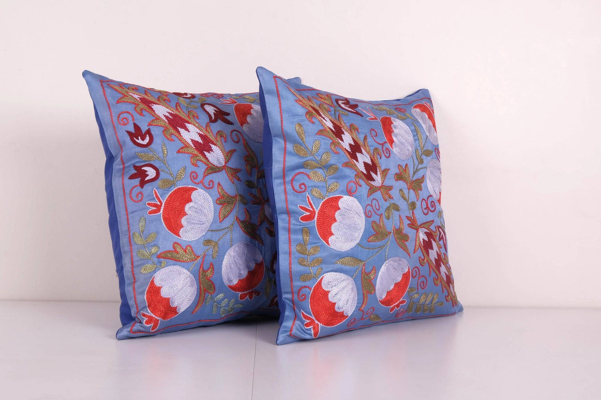 Set of 2 vintage embroidered cushion covers 48x48 cm