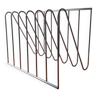 Magazine or vinyl holder - chrome steel design