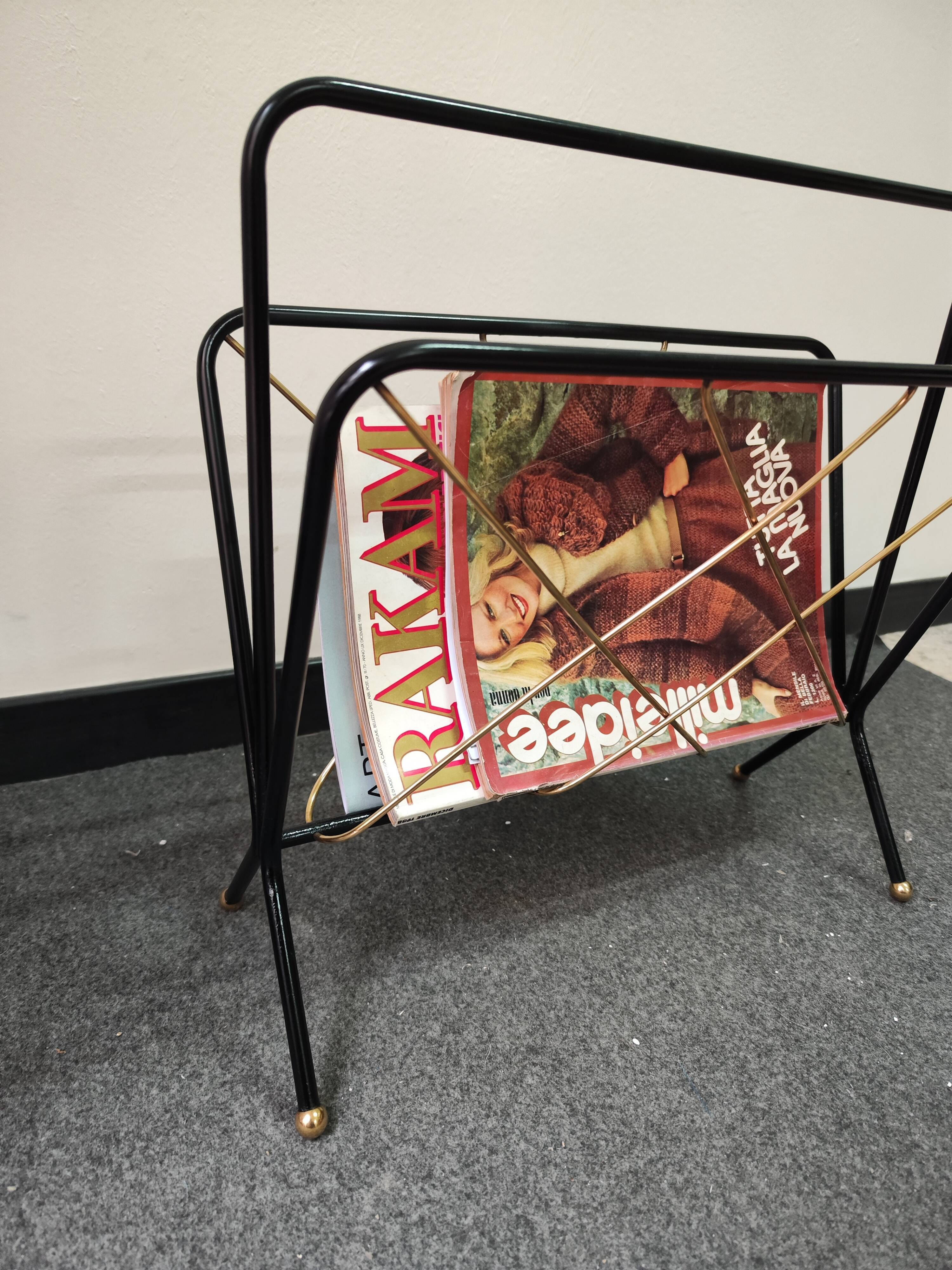 Vintage magazine rack 70s brass