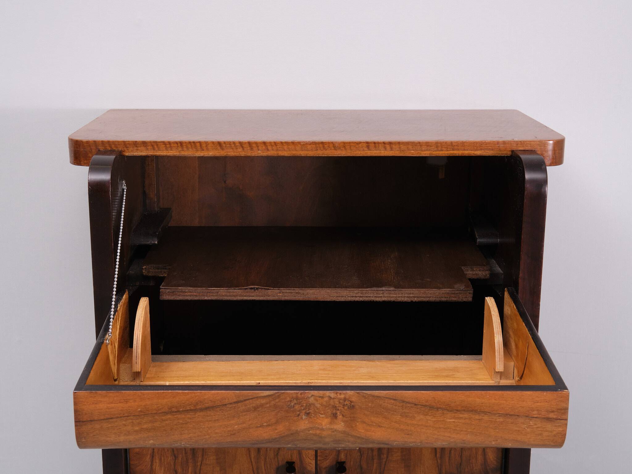Art Deco furniture in burl wood from the 1920s, Netherlands.
