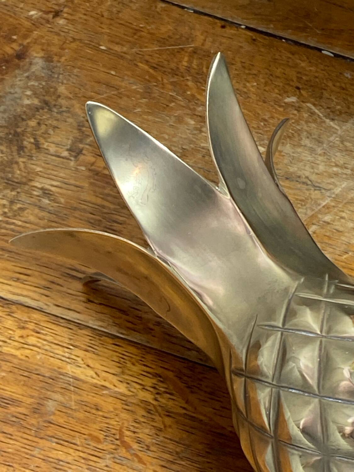 Pineapple vase in solid brass