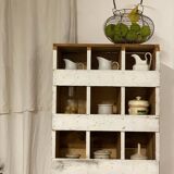 Workshop furniture with lockers