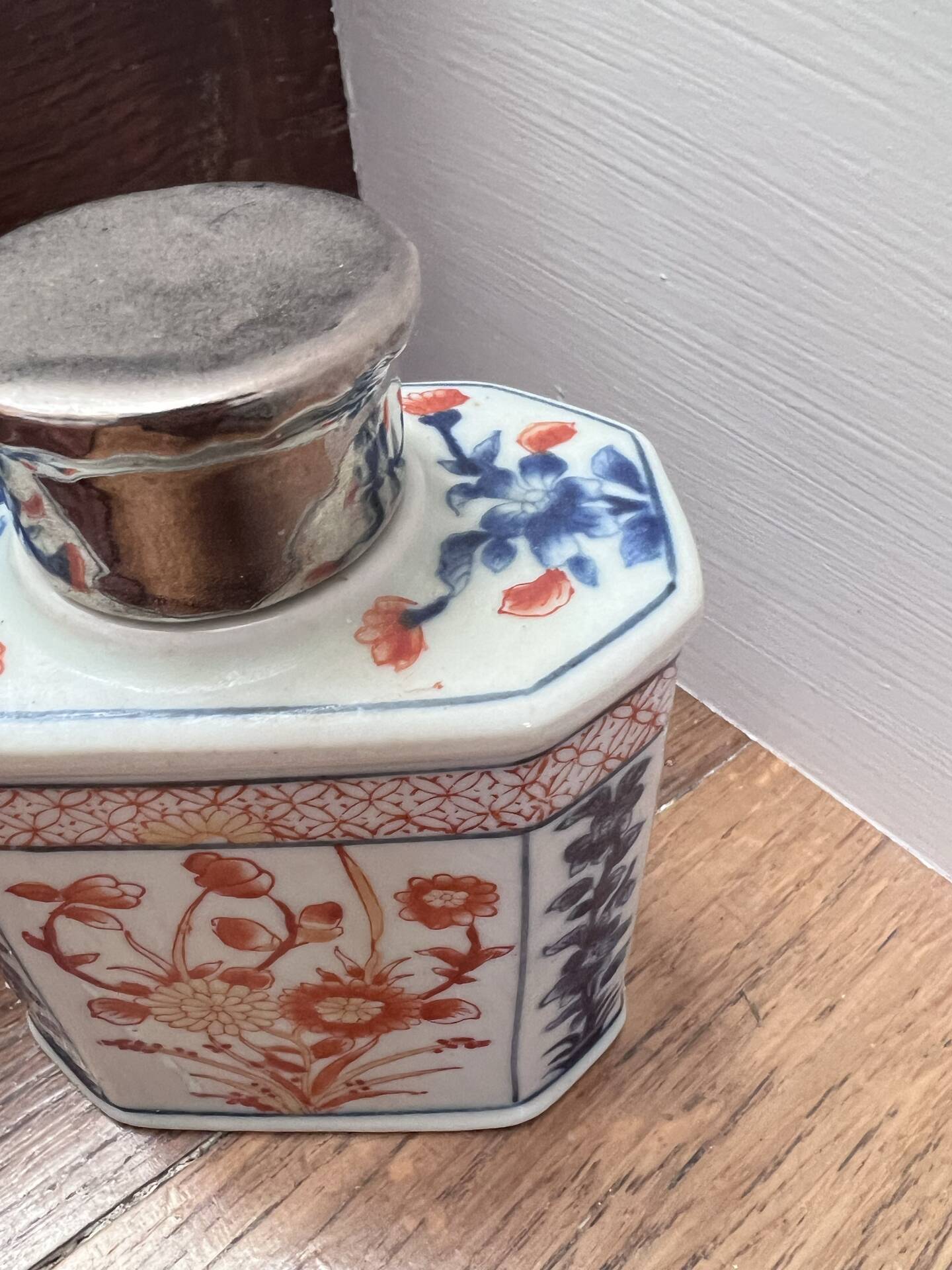 Bottle vase Asian porcelain ceramic