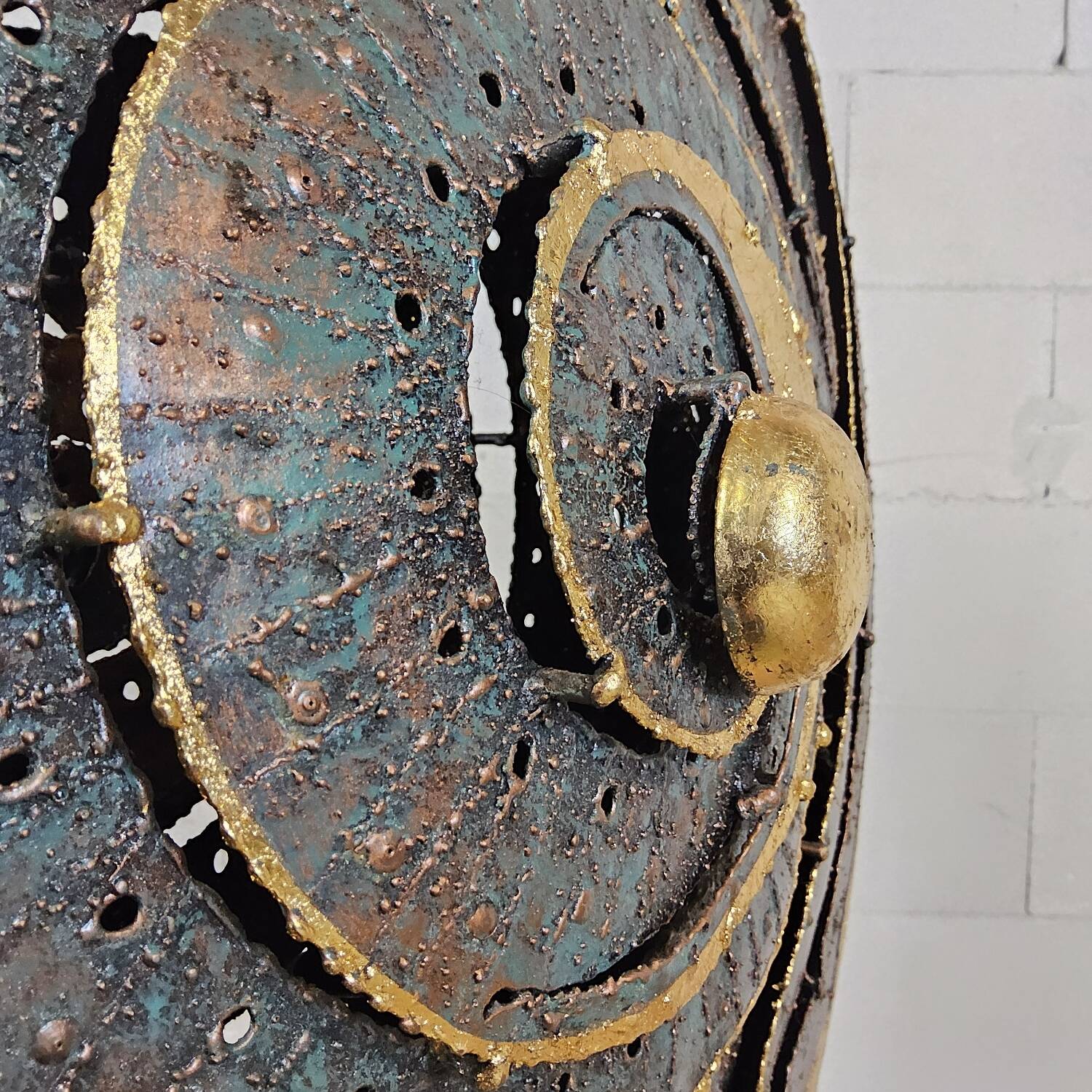 Unique large metal Thai art sculpture floor lamp goldleaf