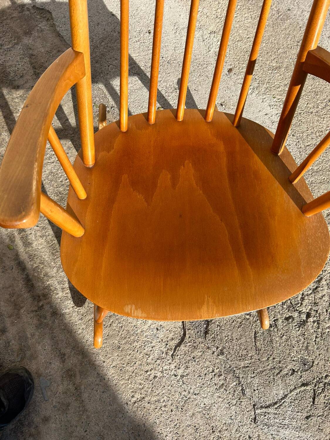 Chaise à bascule vintage