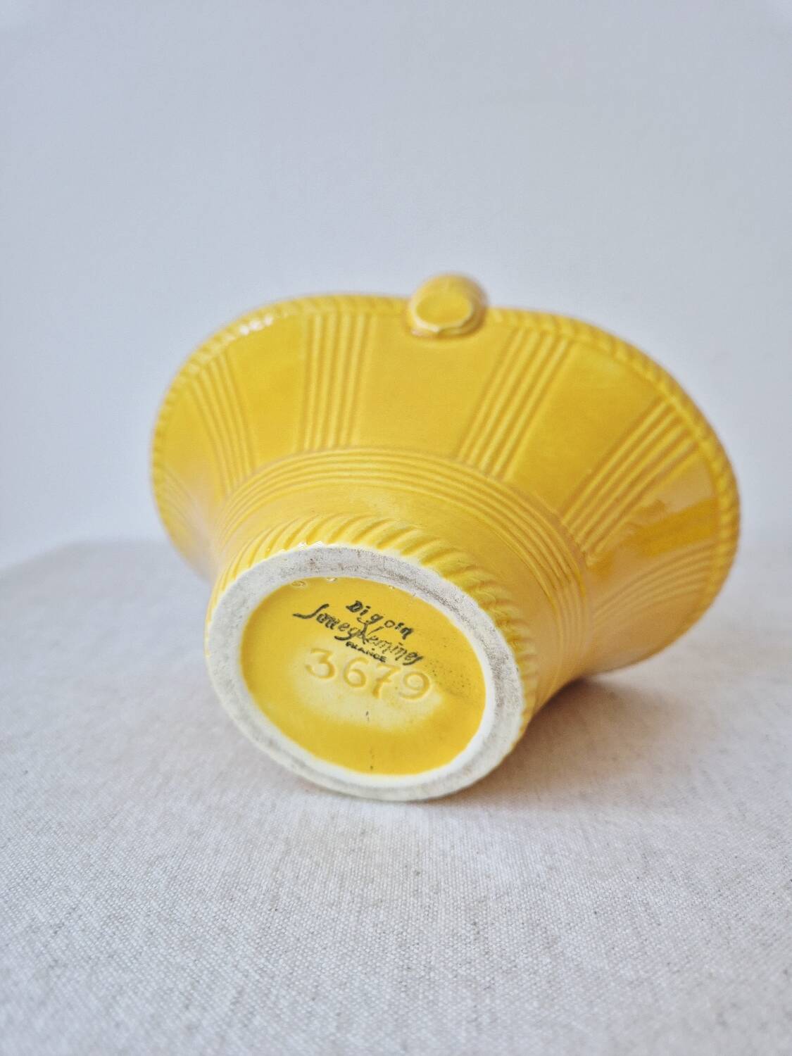 Small vintage ceramic basket with woven handle - Digoin & Sarreguemines