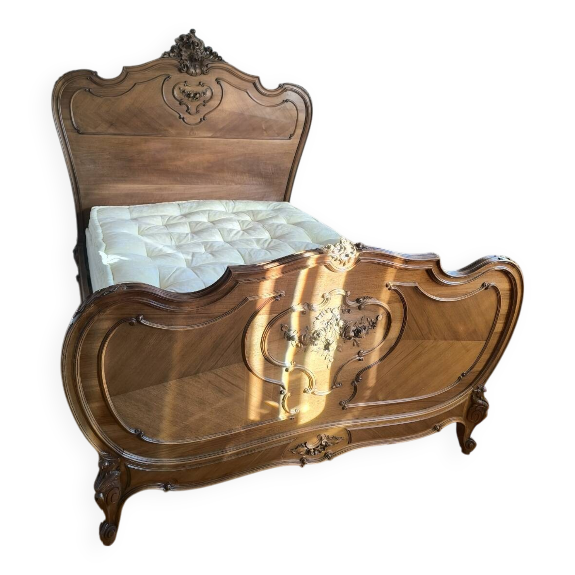 140cm Art Deco/Regency double bed in walnut