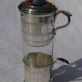 Tisher cup in silver metal and glass