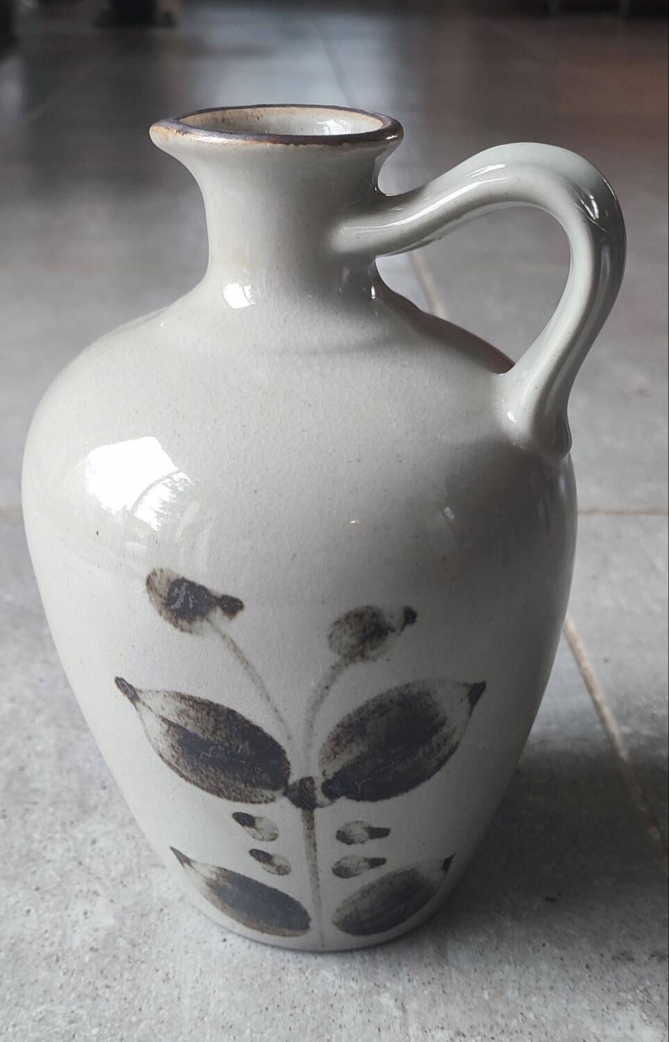 Old pitcher Sandstone from Arnon France