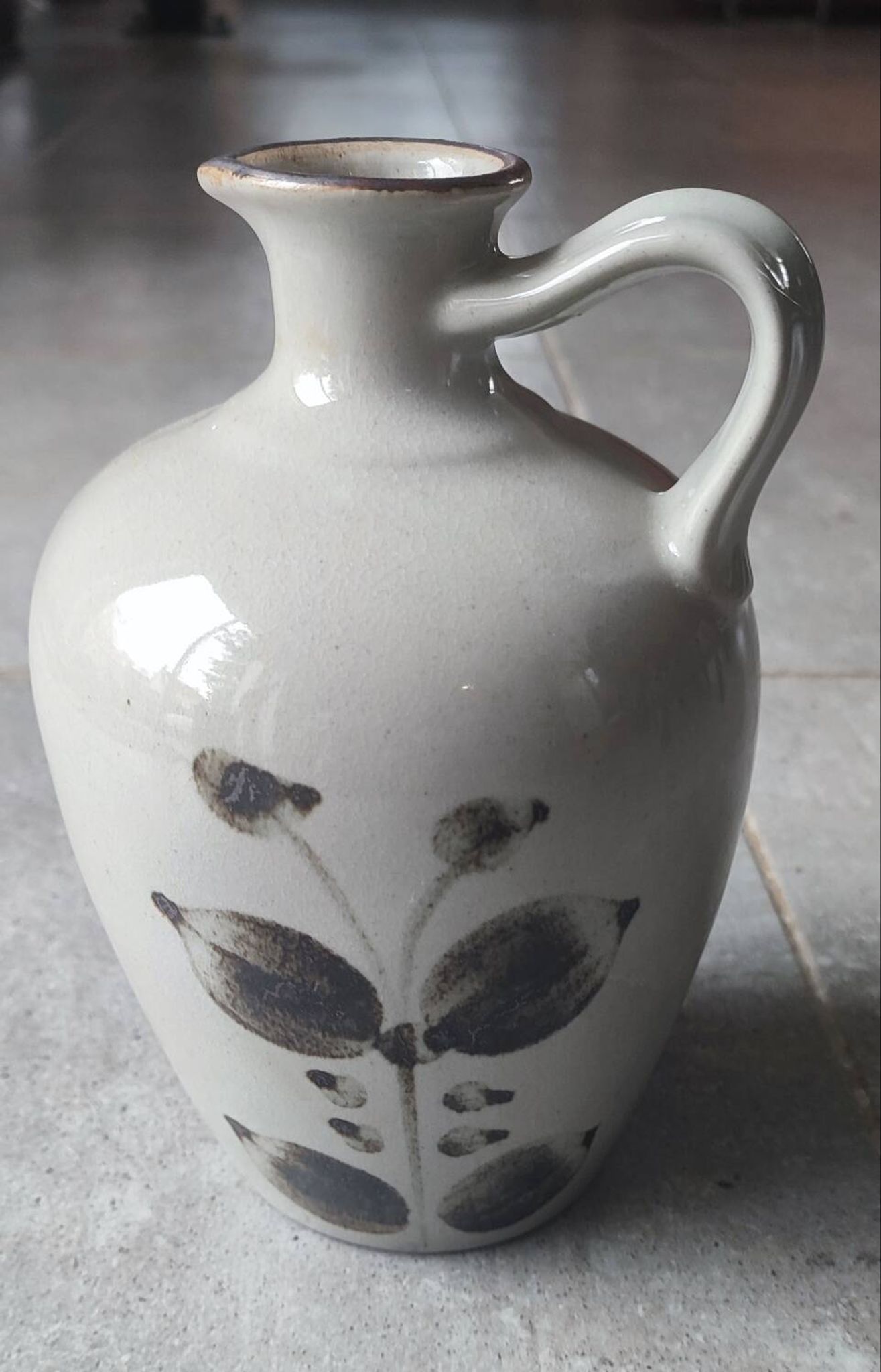 Old pitcher Sandstone from Arnon France