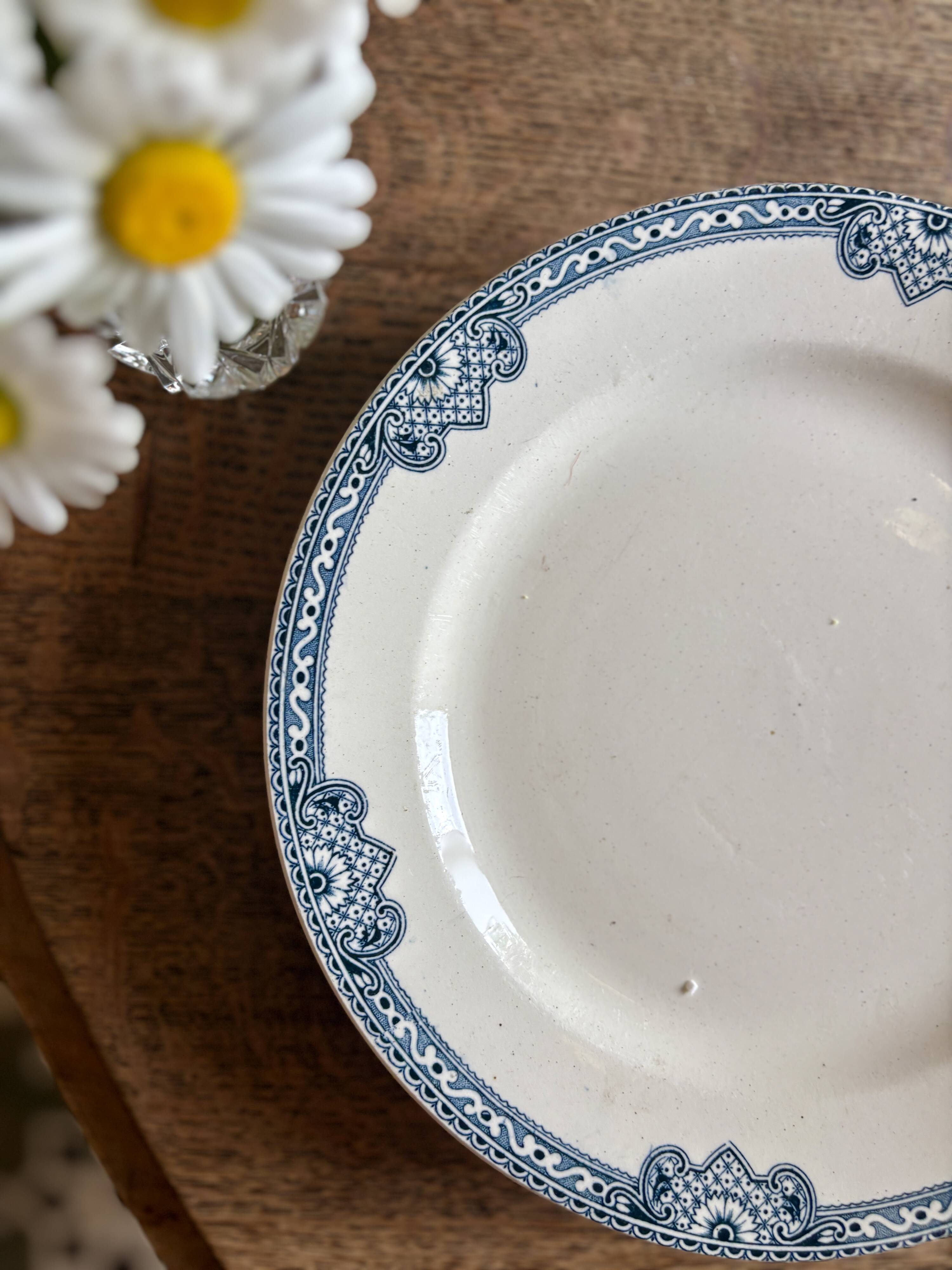 Compote dish - footed plate in ironstone model Jumièges from Salins