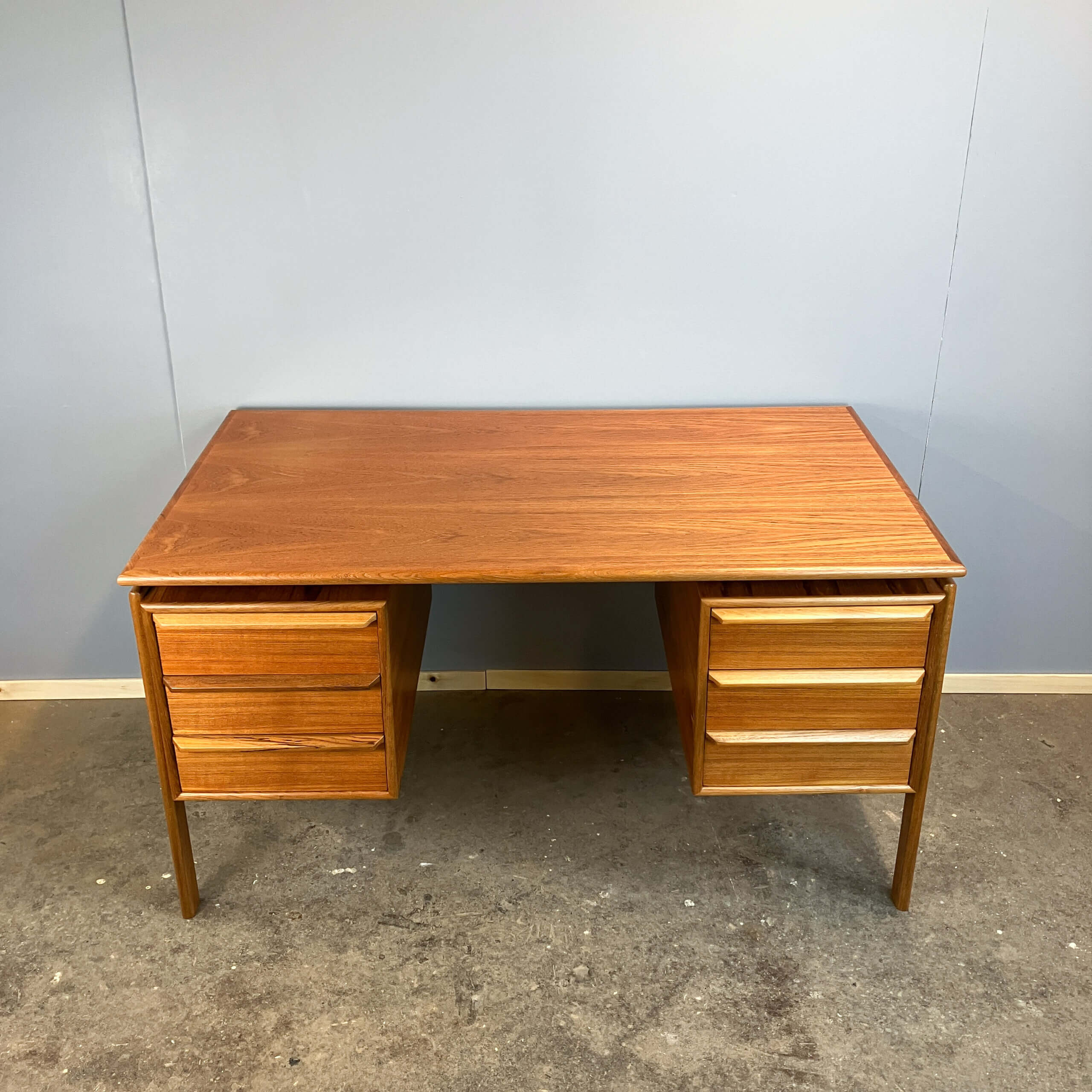 Desk by G.V. Gasvik for GV Møbler, teak, 1960s