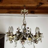 Chandelier with a floral porcelain decoration and pendants
