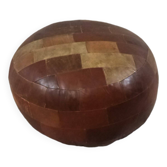 Grand pouf rond en cuir patchwork années 1960