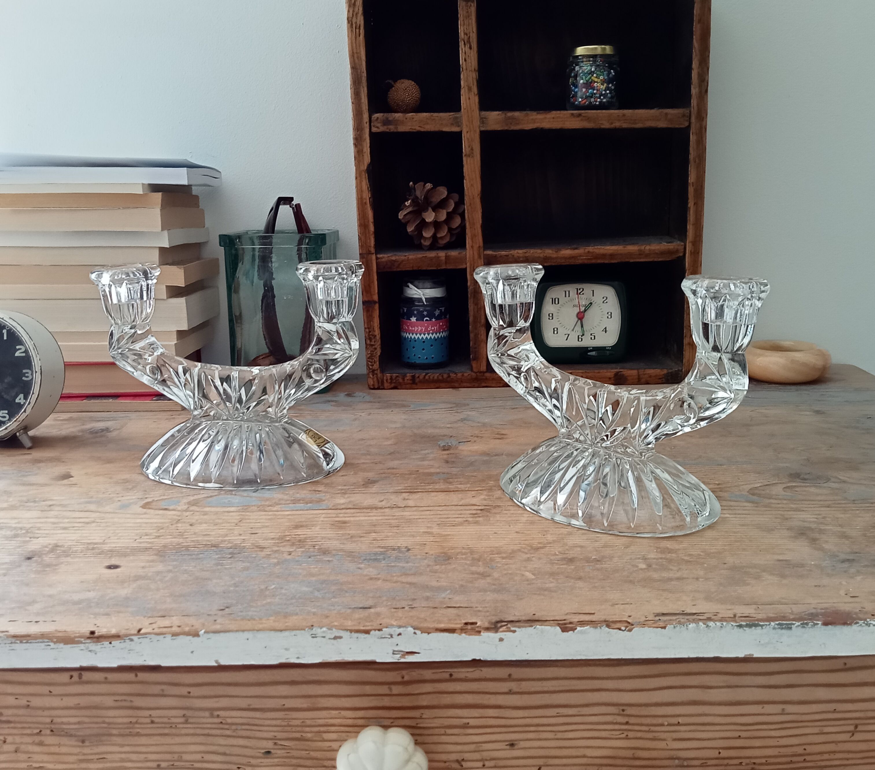 Pair of vintage chandeliers in chiseled glass 60s/70s
