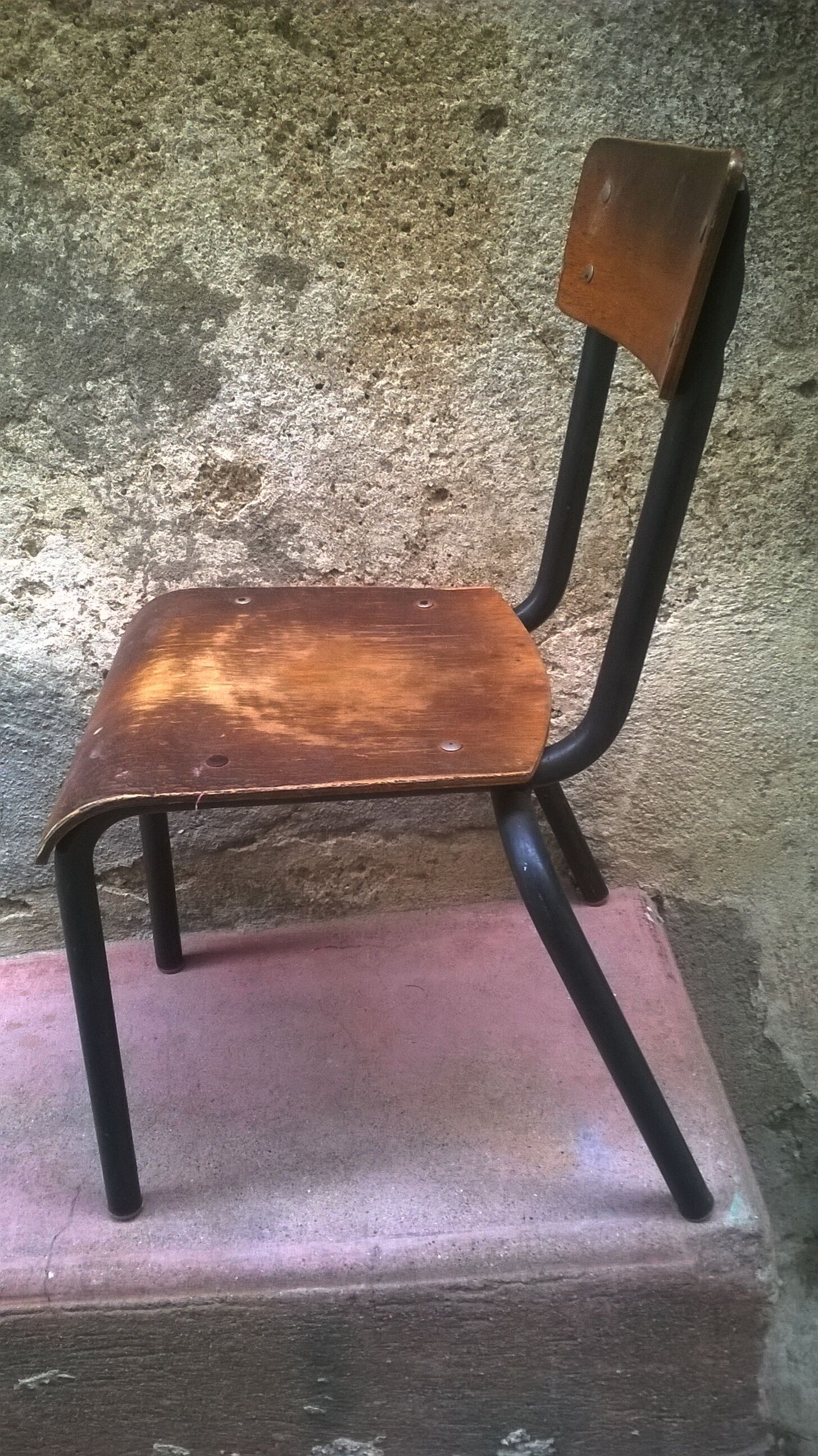 Vintage little schoolboy chair