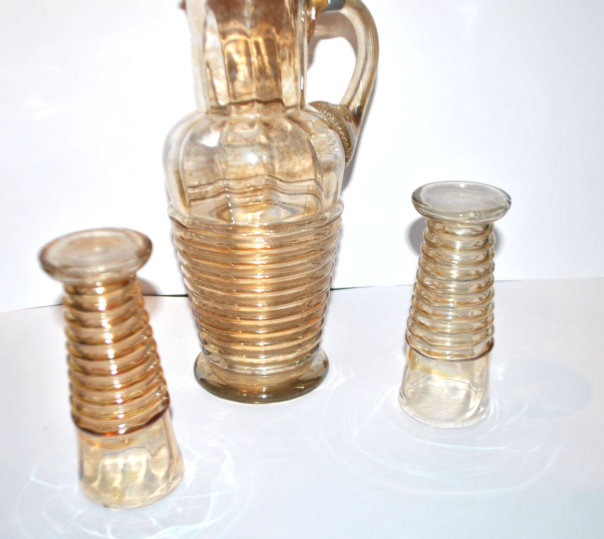 Theresienthal ? Broc bière aiguière et verres chope en verre irisé Bohème ou Allemagne