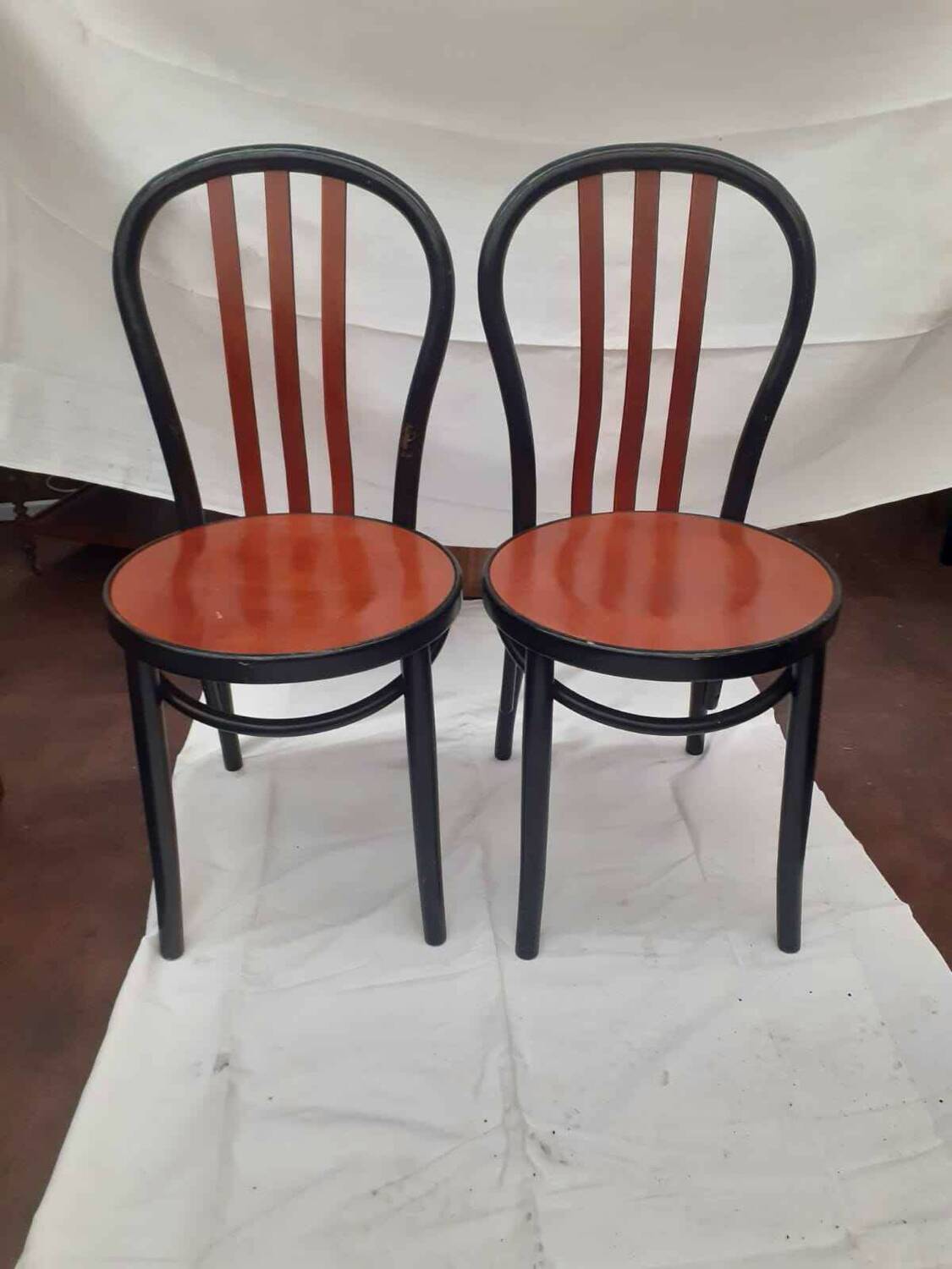 Bistro chair