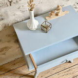 Compass leg bedside table