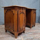 Curved double-sided desk in walnut – Regional work from the Louis XV – XVI period.