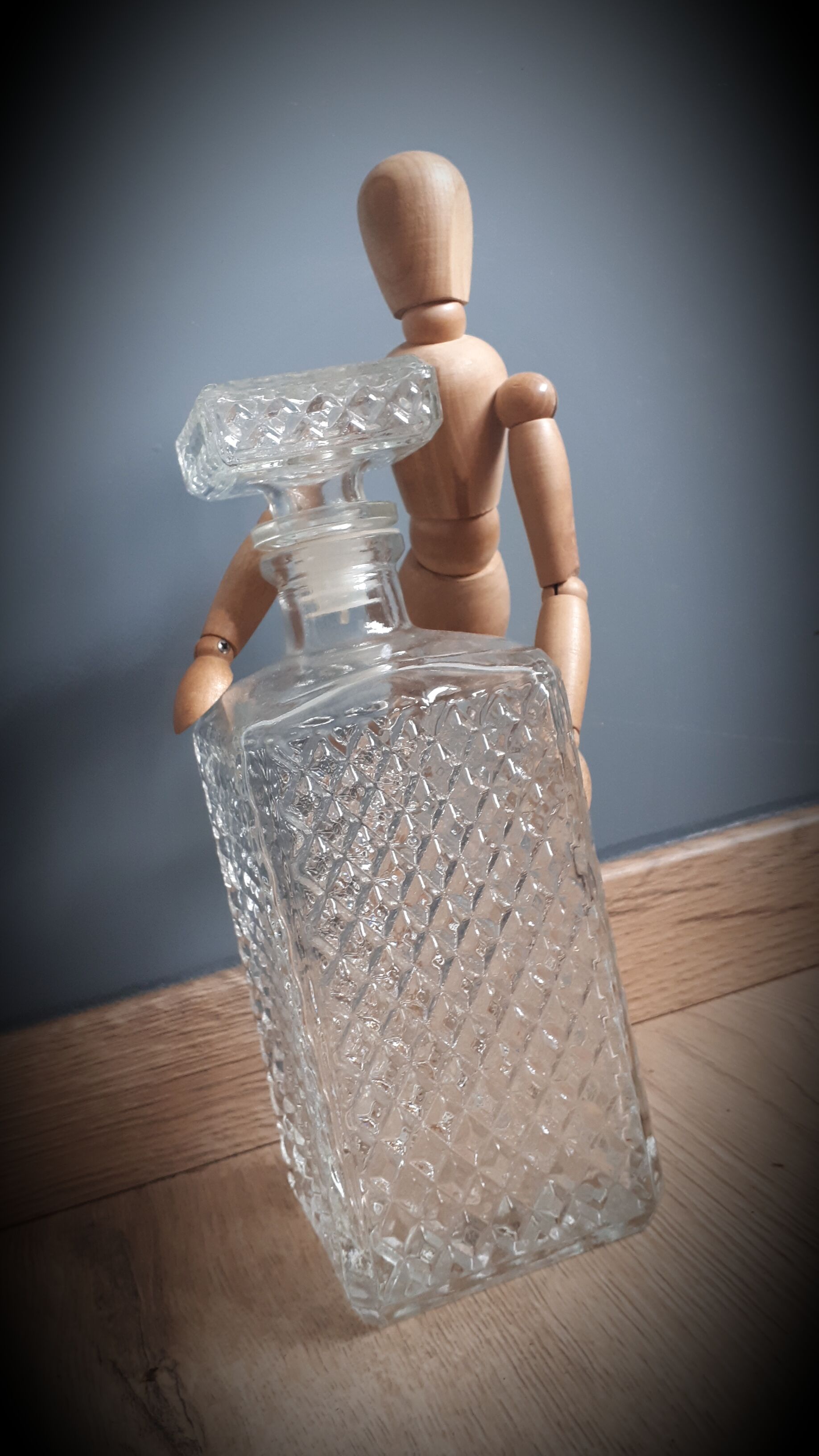 Square whisky carafe