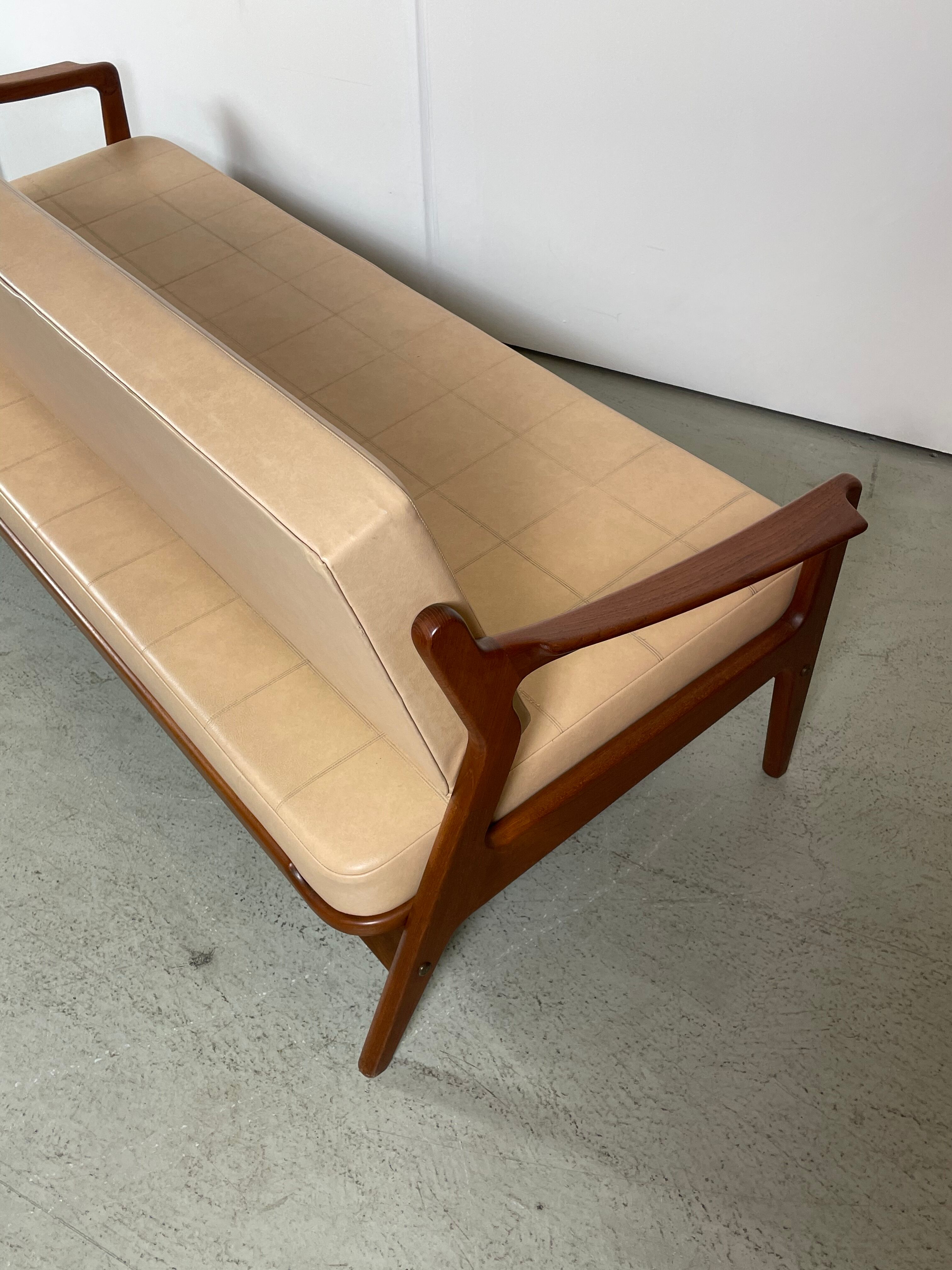 Teak daybed by Arne Wahl Iversen for Komfort Denmark, 1960