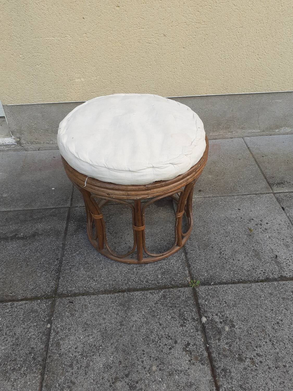 Rattan stool